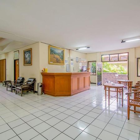 Hotel Mutiara Indah デンパサール エクステリア 写真