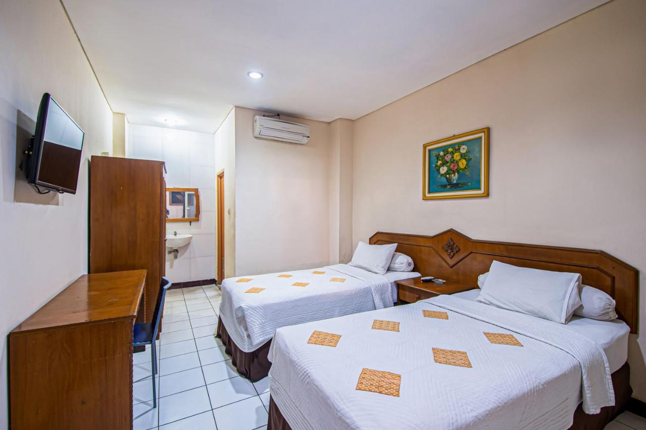 Hotel Mutiara Indah デンパサール エクステリア 写真